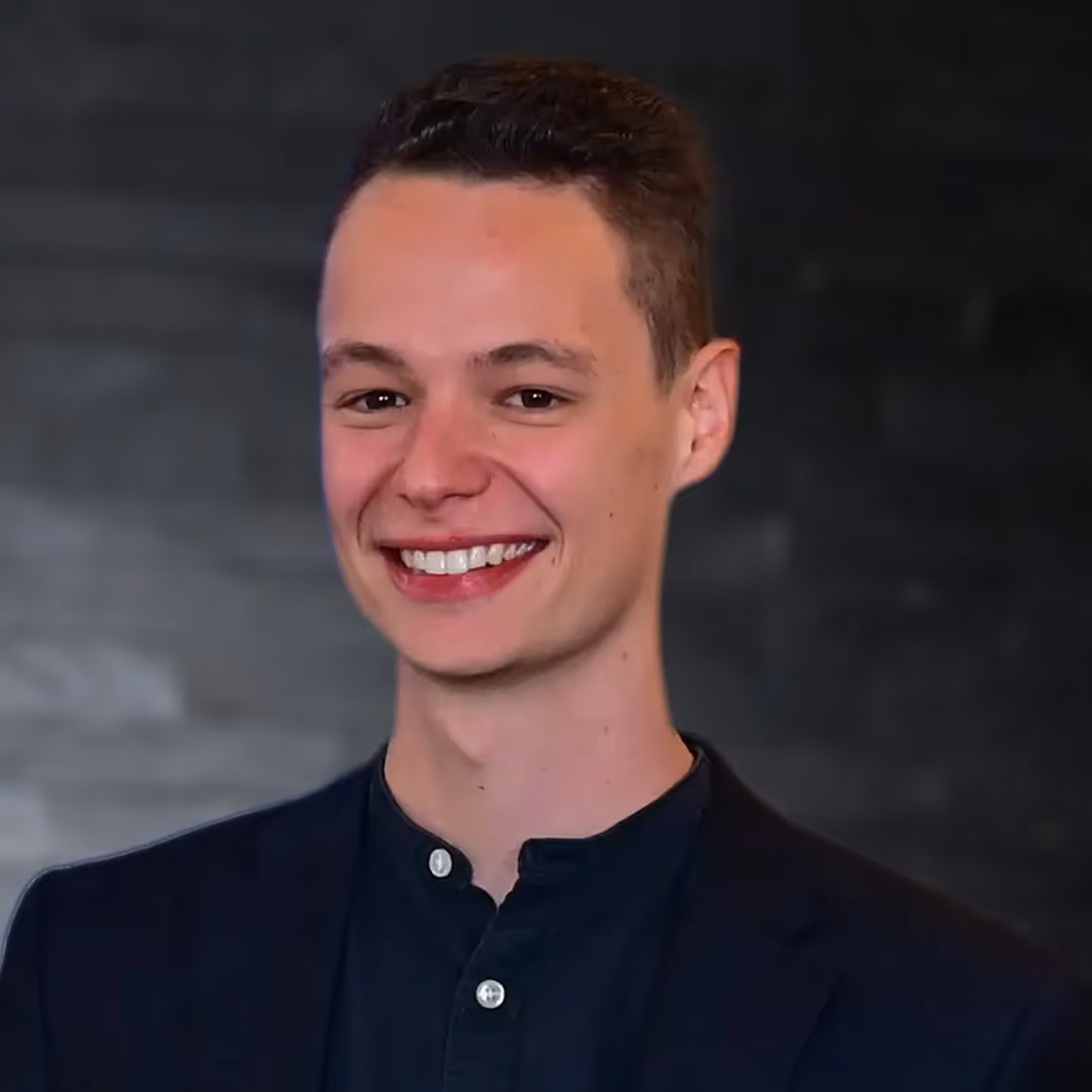 Tom Büscher