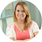 headshot maria brewer