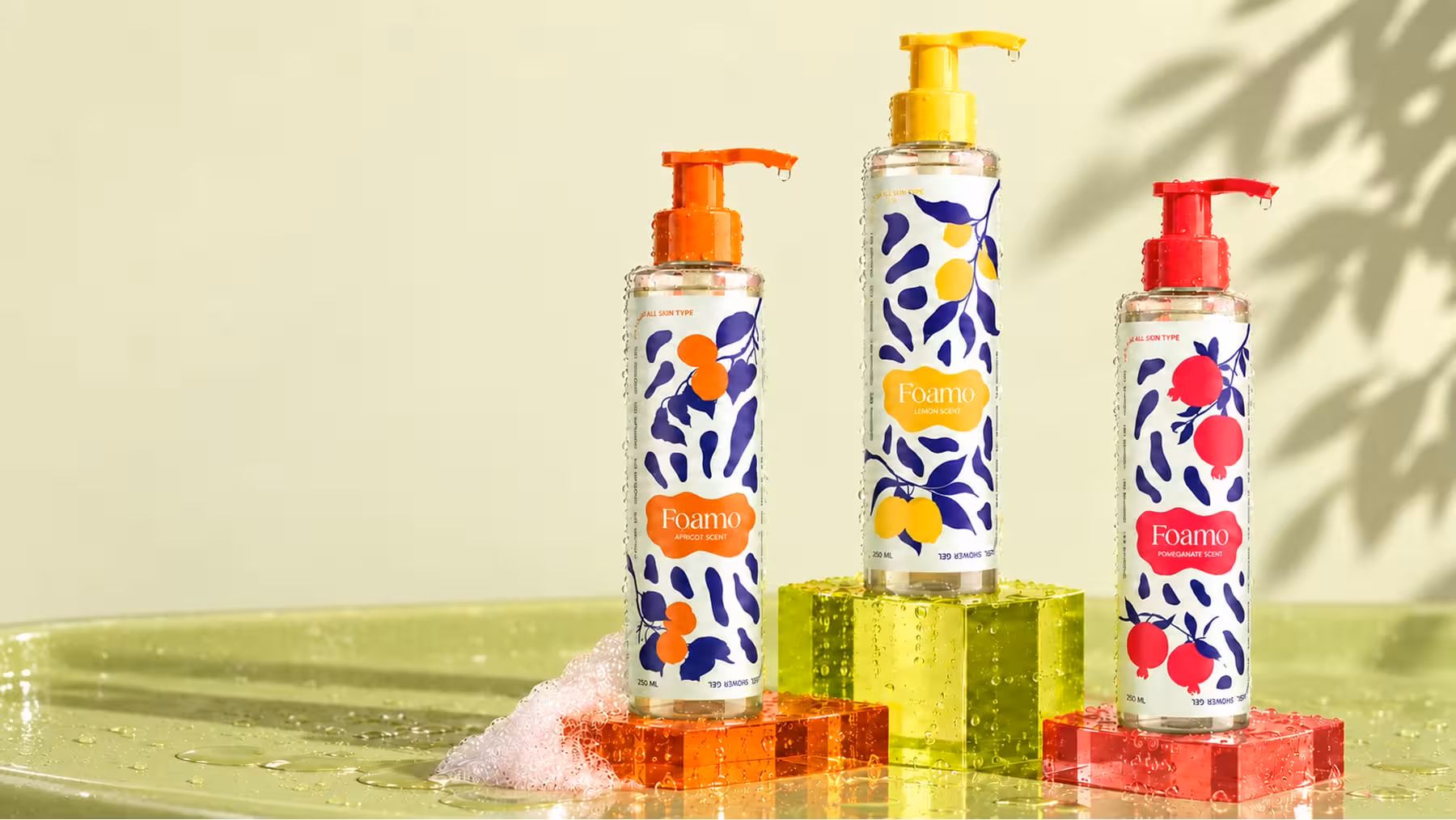 Gamme de gels douche Foamo aux packagings colorés