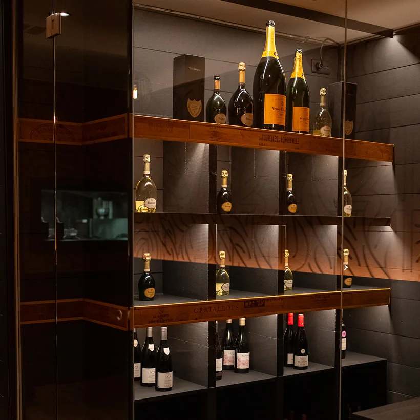 photo cave à vin restaurant