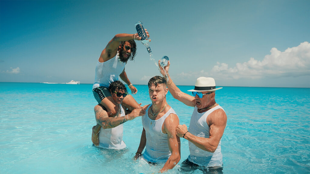 Sippin-g4-music-video