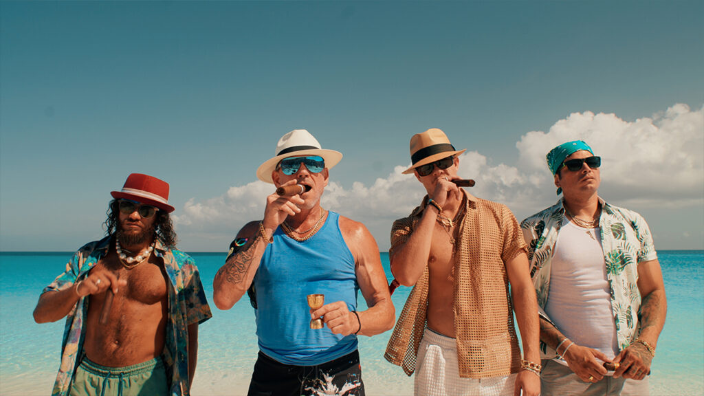 Sippin-g4-music-video