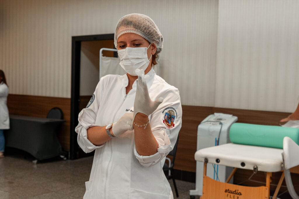 Segurança em primeiro lugar: como o biomédico esteta pode se resguardar de intercorrências e atuar com responsabilidade