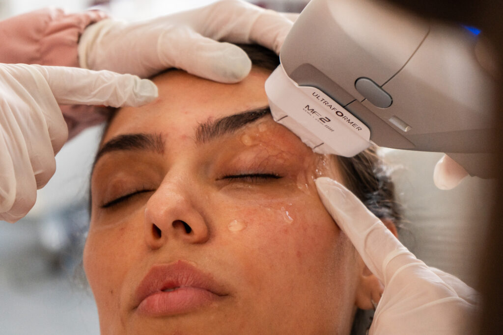 Tecnologias estéticas no pós-operatório: como o cirurgião-dentista pode aprimorar os resultados de cirurgias faciais com recursos avançados