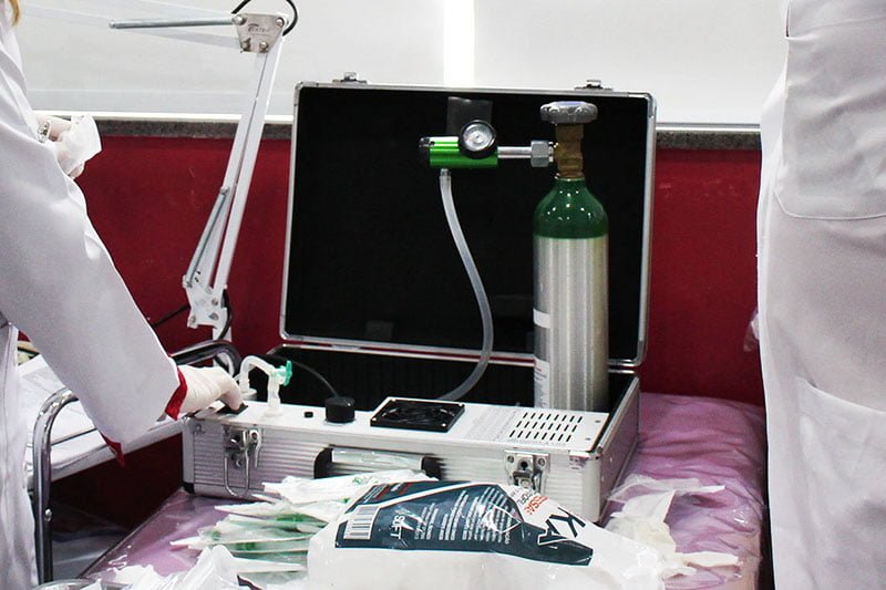 No momento em que o mundo procura por soluções mais saudáveis, que geram mais qualidade de vida e resultados precisos, é necessário conhecer os usos da ozonioterapia na odontologia.