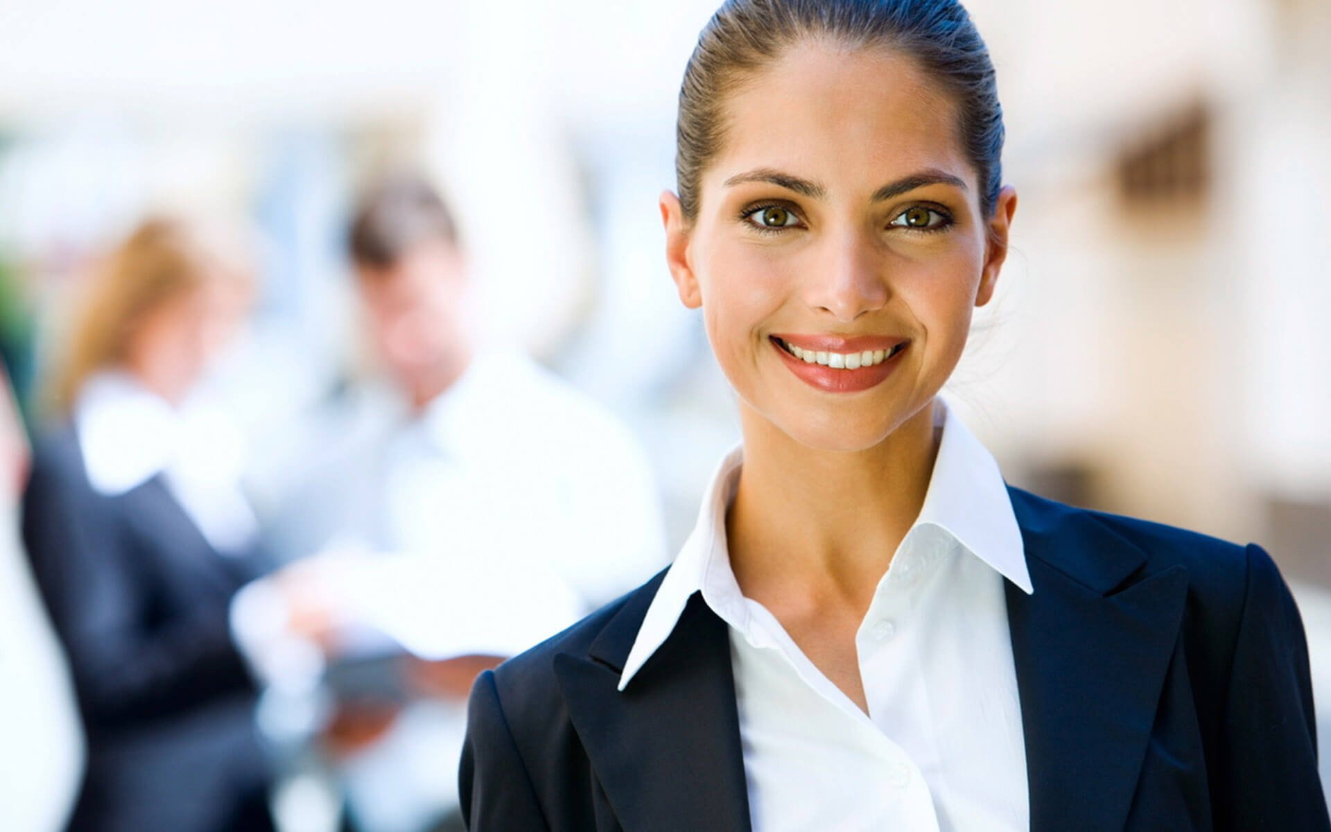 Como diz o ditado: "o sorriso bonito é o nosso cartão de visita".