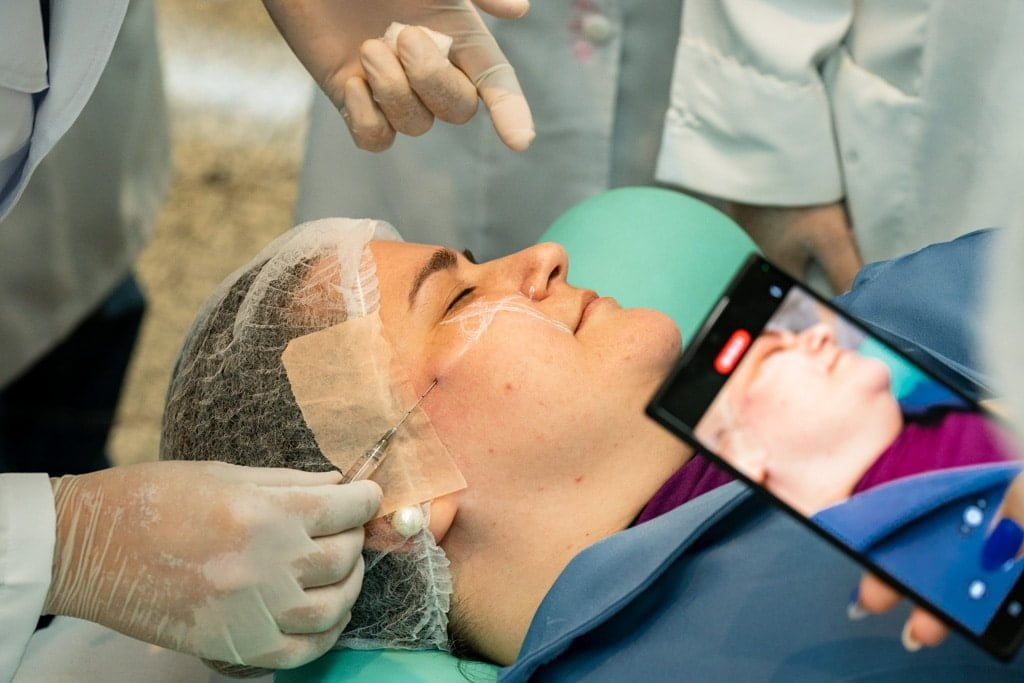 habilitação em farmácia estética