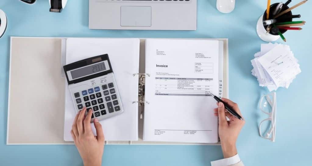 A radiofrequência é um dos procedimentos estéticos mais vantajosos para especialistas em Farmácia Estética, por ser utilizada para tratamentos faciais e corporais, com o mínimo possível de incômodo ao paciente.