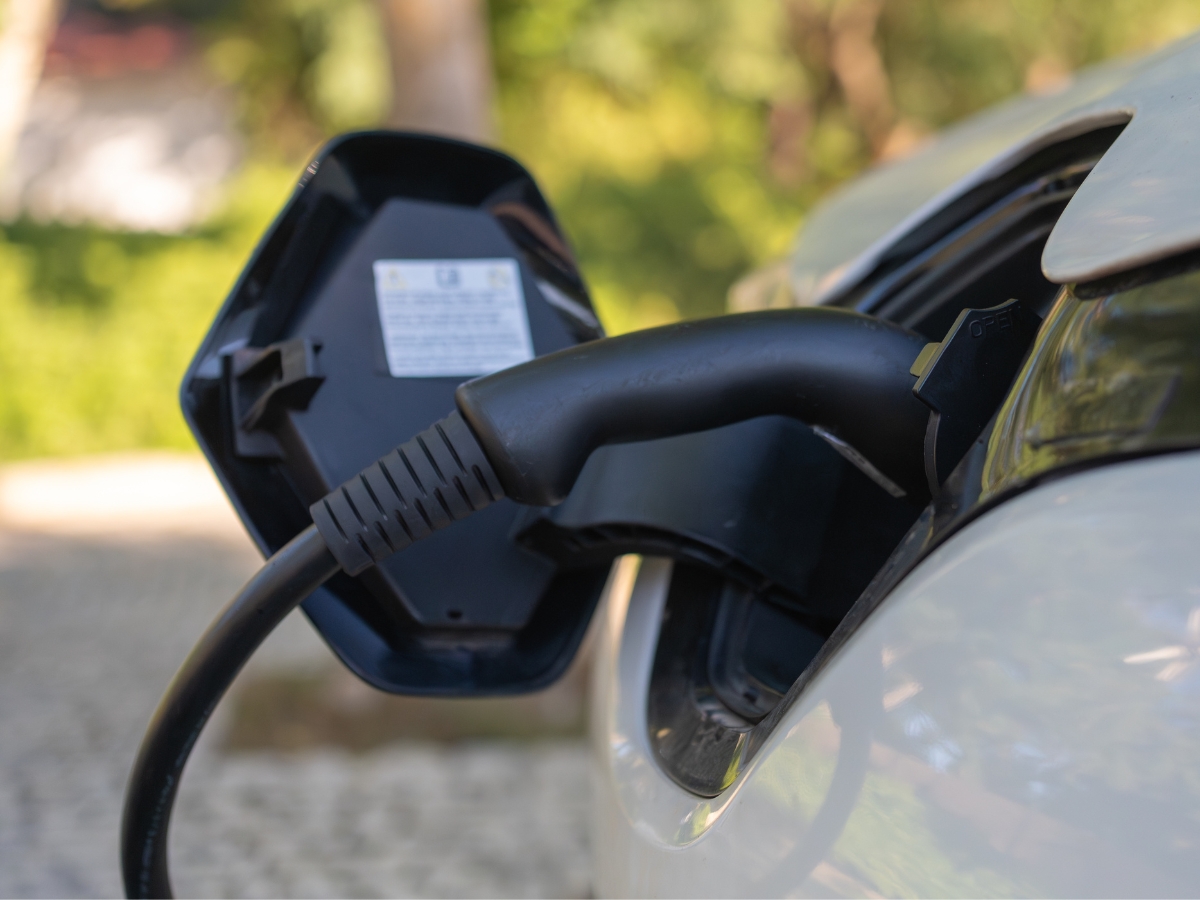 image of maintenance service team at work (for a property management company)