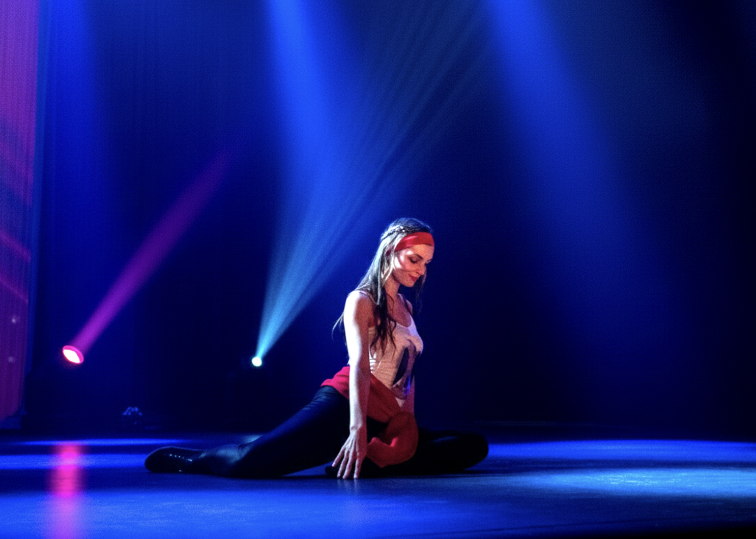 image of a dance instructor teaching freestyle in a relaxed setting