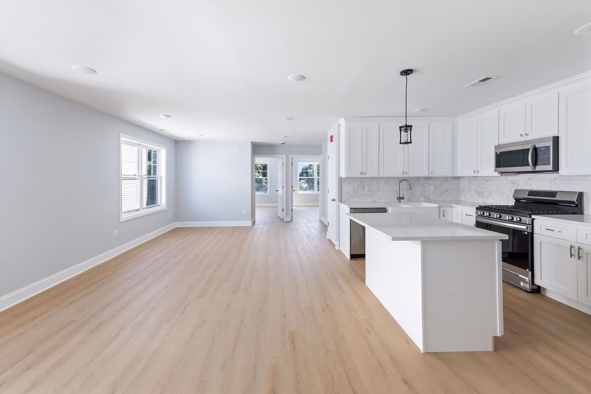 Bergen County luxury home interior - kitchen