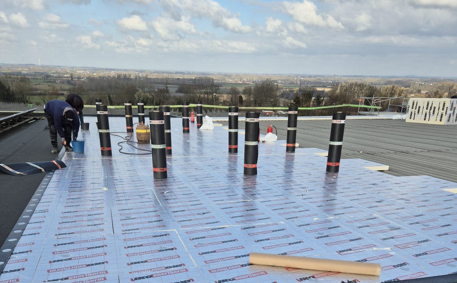 Dakisolatie voor bedrijfsgebouwen en industriële panden