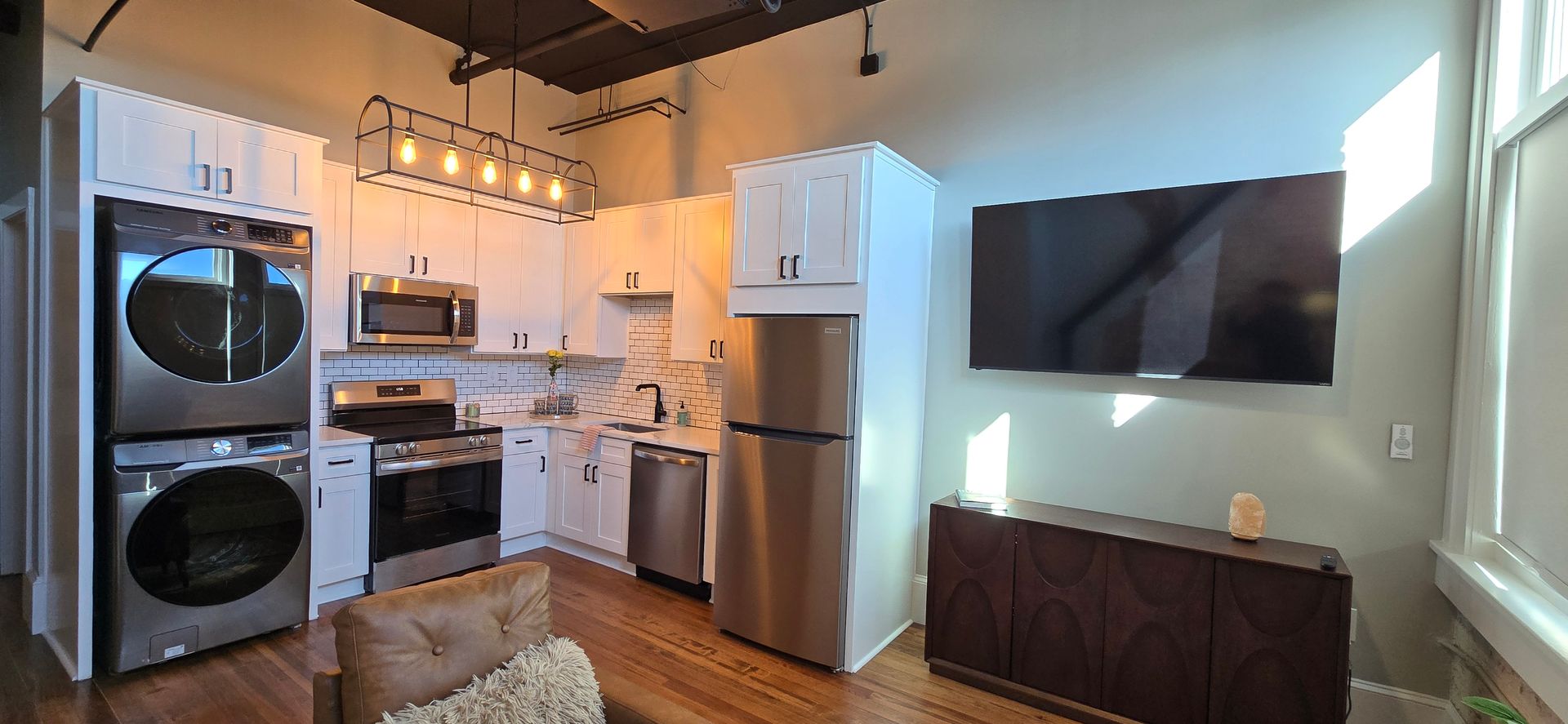 Lofts+ Unit 208 Available March - July