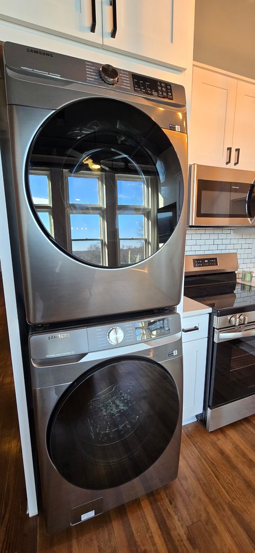 Lofts+ Unit 208 - image 22