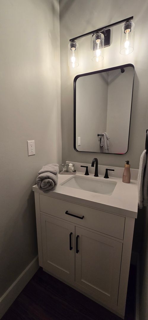 Lofts+ Unit 208 Available March - July - image 9