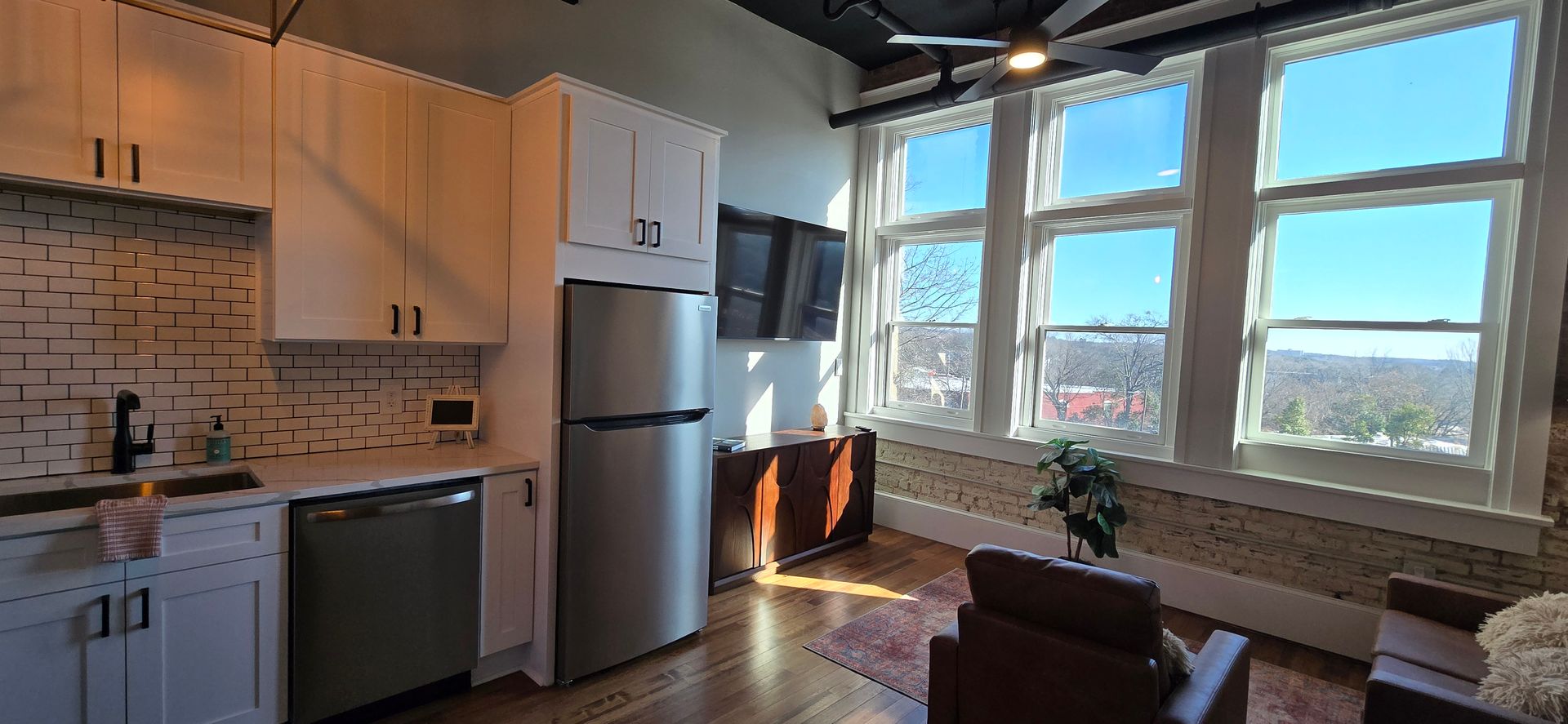 Lofts+ Unit 208 Available March - July - image 4