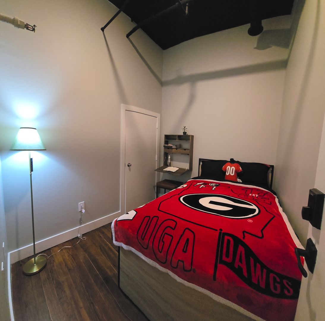 Lofts+ Unit 208 Available March - July - image 12