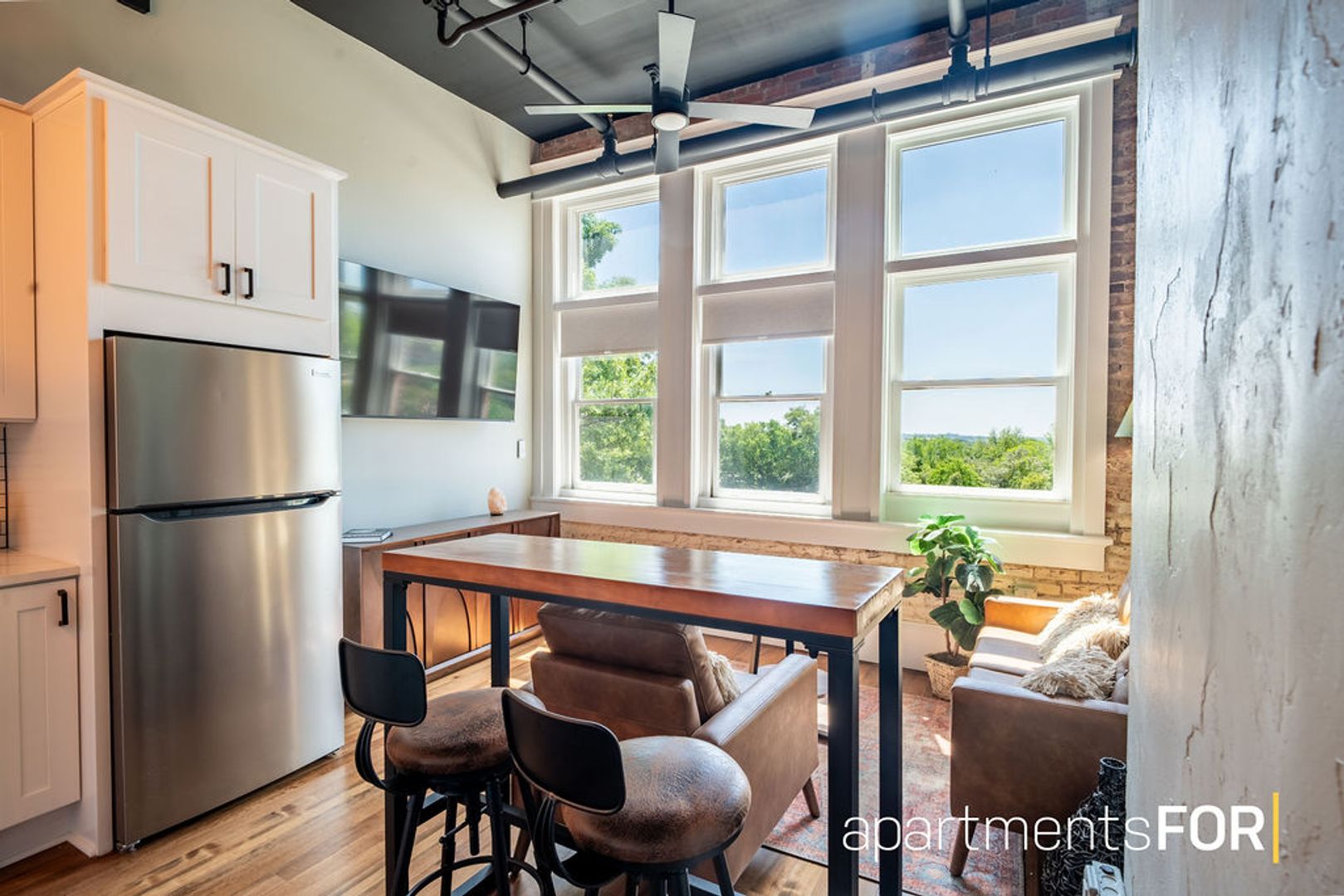 Lofts+ Unit 208 - image 3