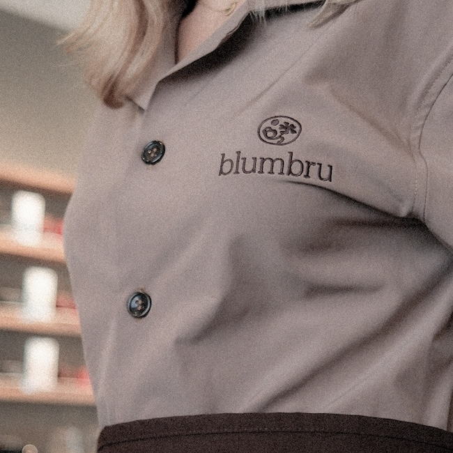 blumbru professsional staff uniform image.