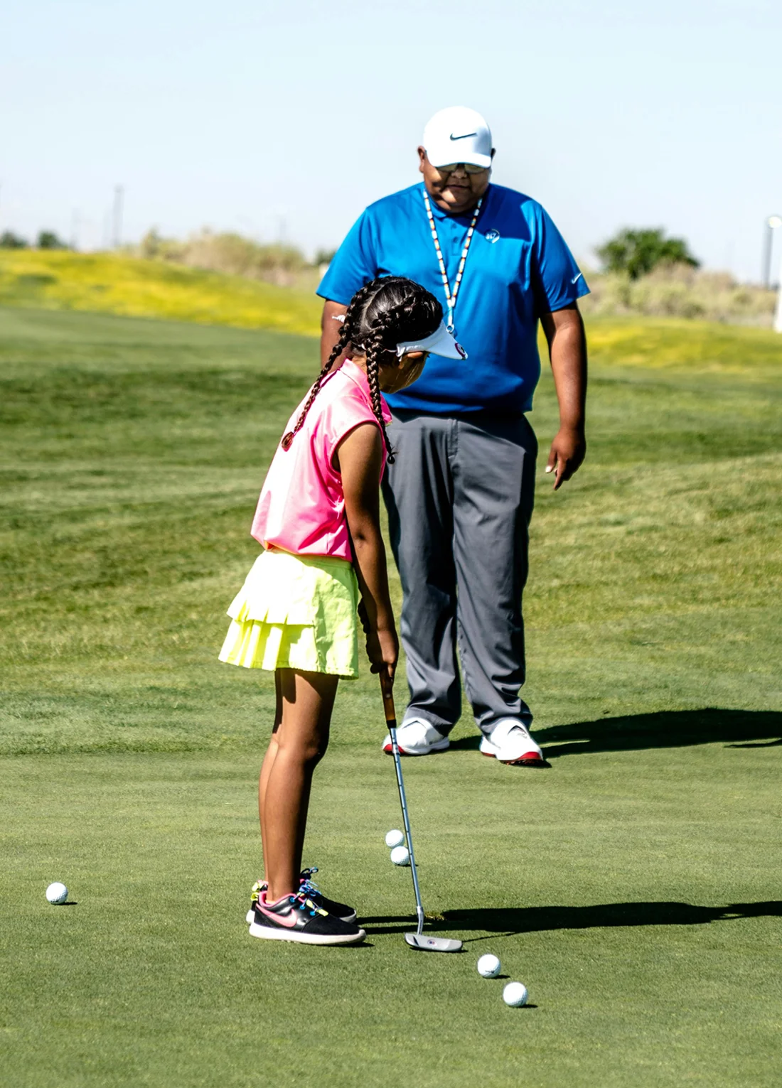 About features scroll big image