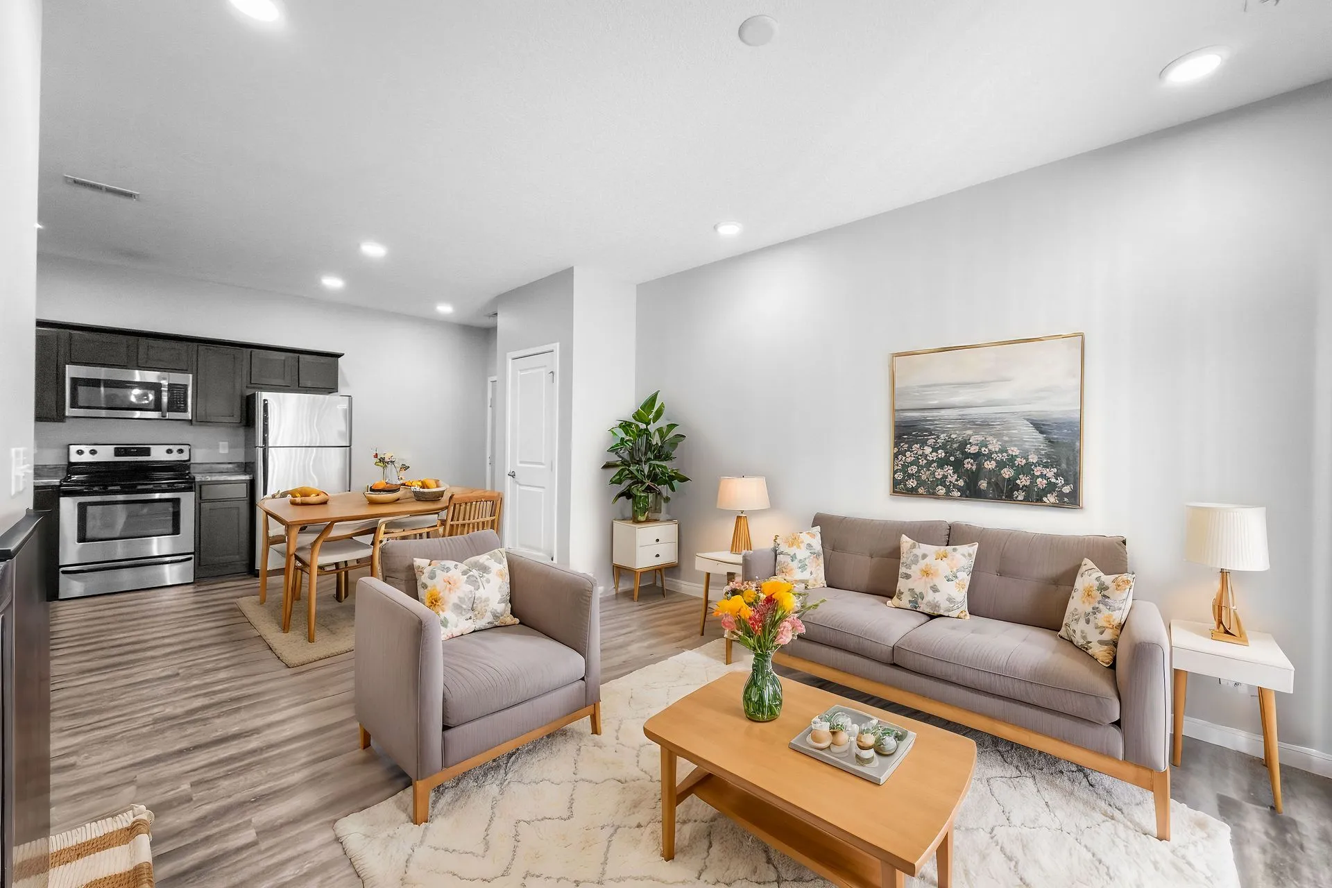 staging - open floor plan