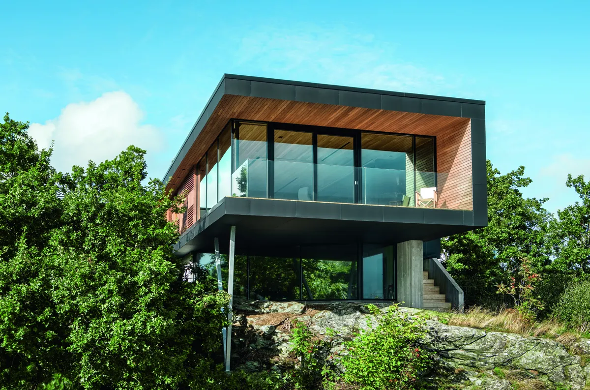 Schüco glazed facade on a modern house