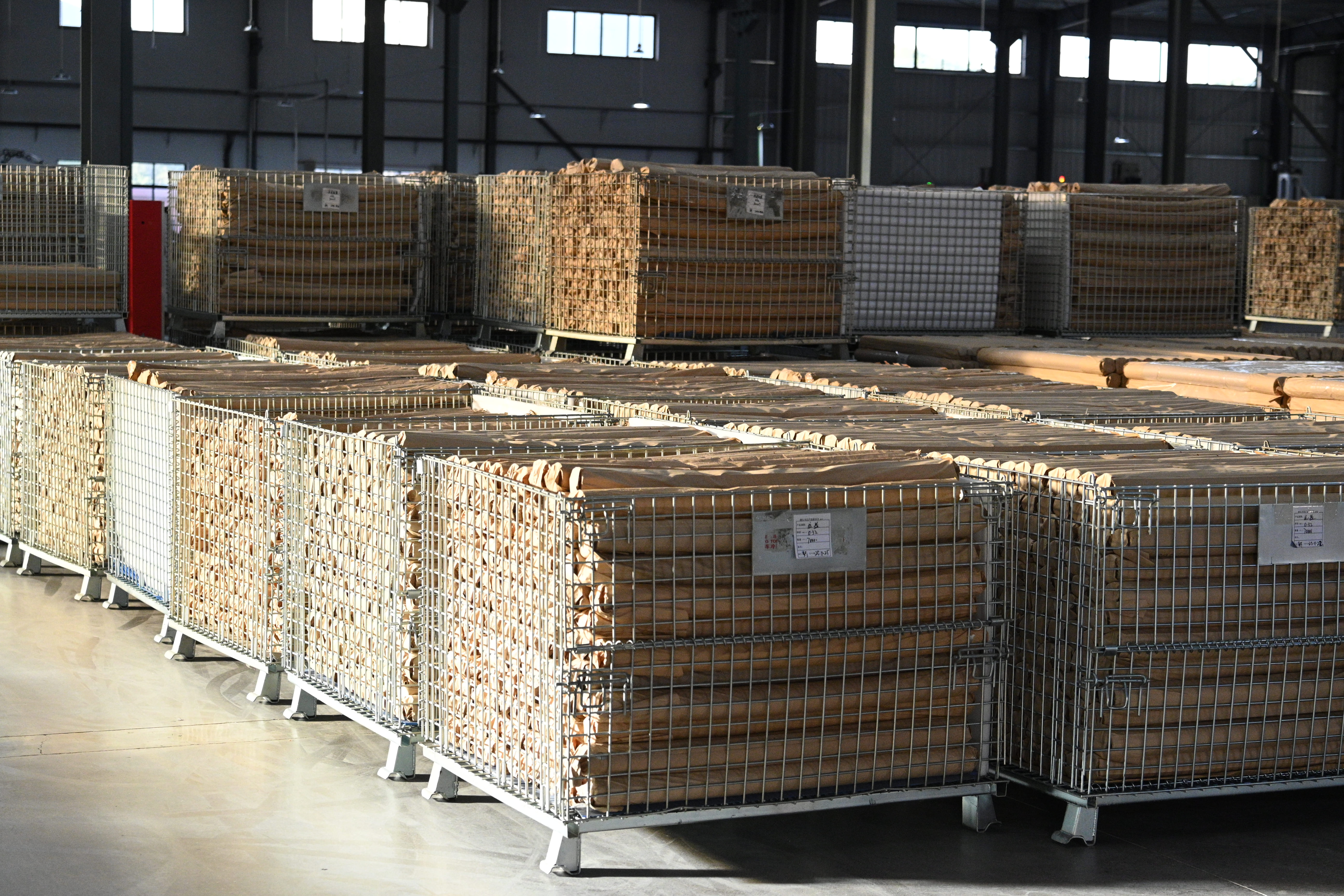 image of production machinery (for a manufacturing plant)