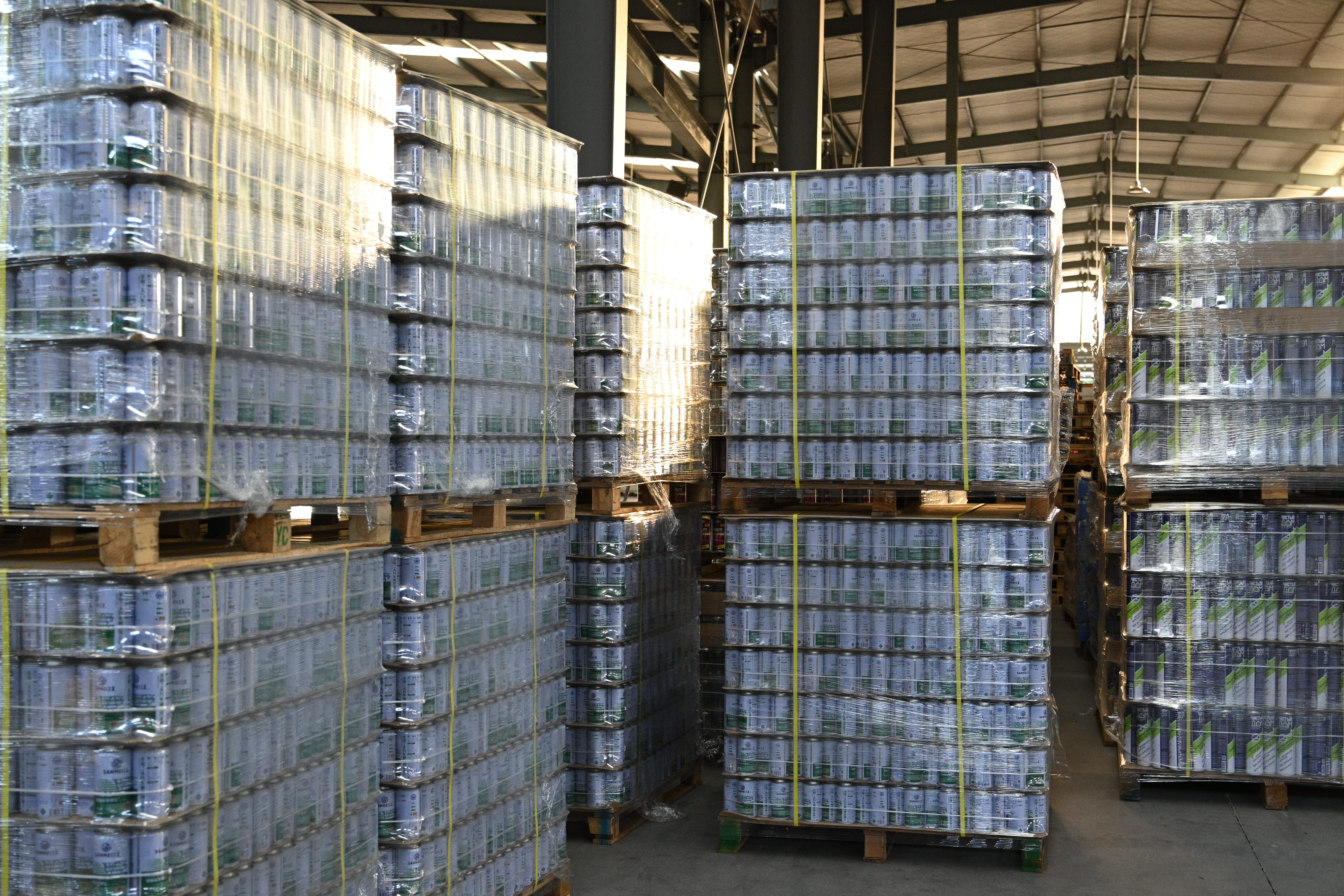 image of tattoo equipment