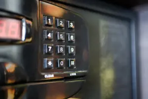 テンキー式金庫-カギと防犯専門店(有)防犯システム