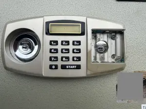 テンキー式金庫修理-カギと防犯専門店(有)防犯システム