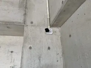 駐車場防犯カメラ設置-(有)防犯カメラ