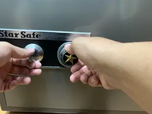 金庫のダイヤル解読-地元の鍵屋さんカギの110番(有)防犯システム