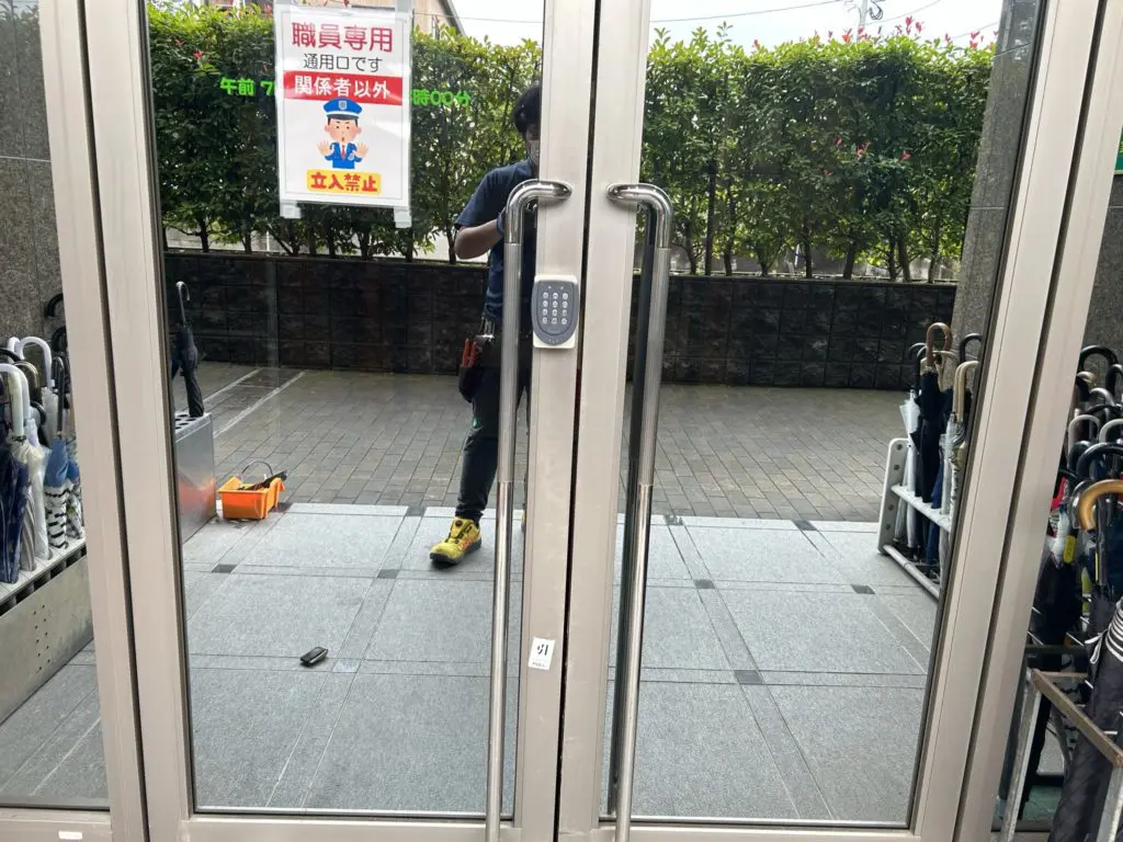 電気錠復旧作業