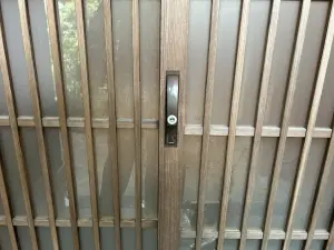 引き戸錠交換後-カギの110番佐世保(有)防犯システム