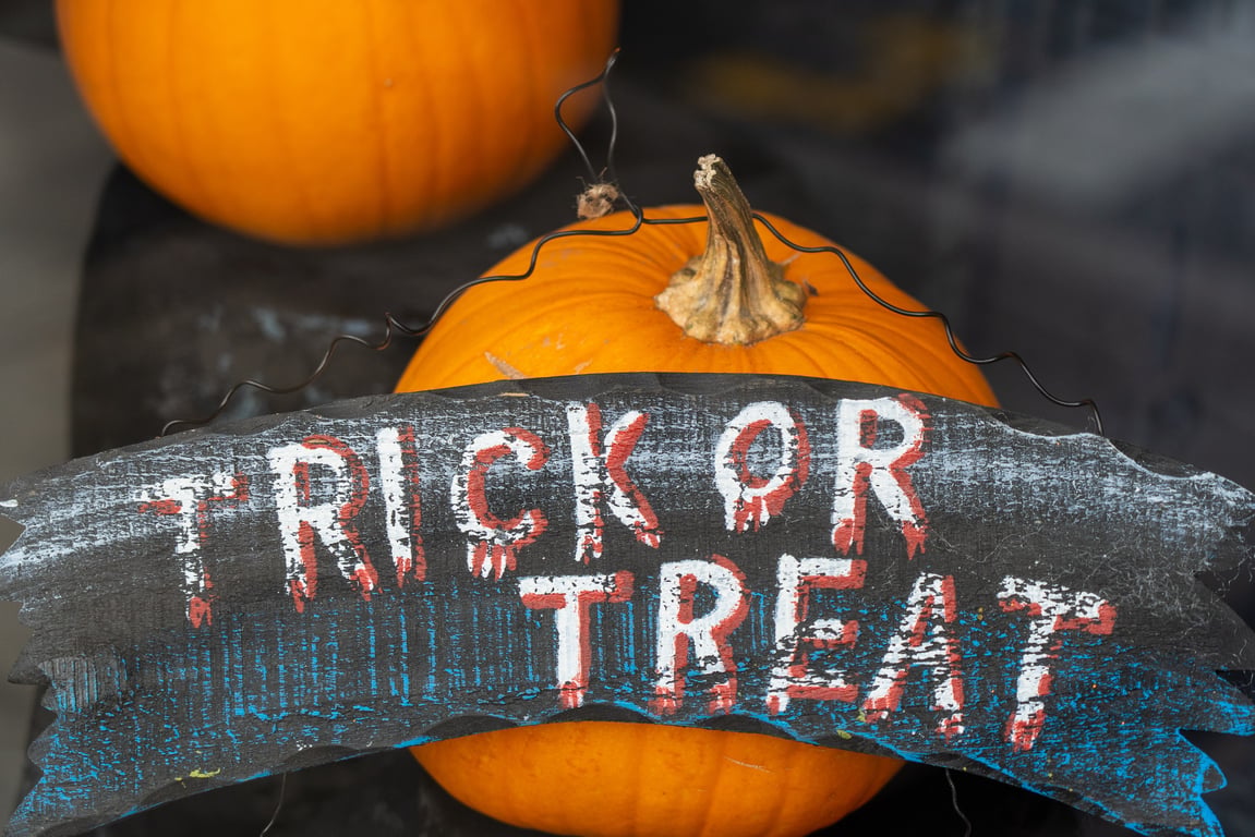 Best Halloween Candy to Hand Out 2021