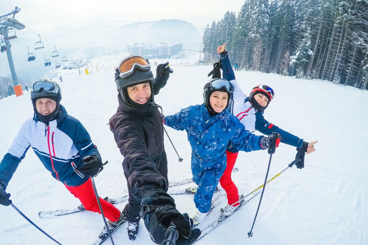Fun Winter Activities To Bond with Friends and Make New Ones!