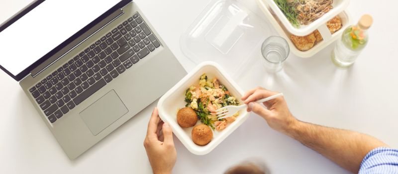 Lunch Break Hacks: 5 Quick and Easy Ways to Make the Most of Your 30 Minutes