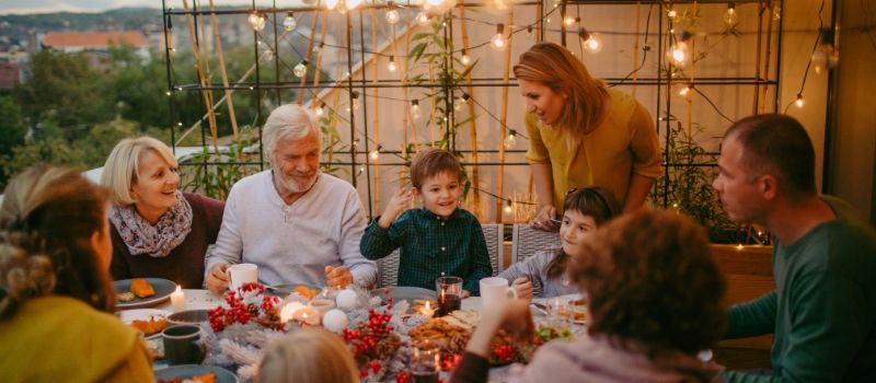 Table Talk: 5 Simple Tips for Keeping Family Dinner Conversations Light and Enjoyable