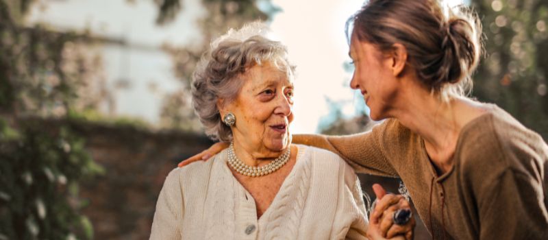 Wrapped with Love: 5 Thoughtful Christmas Gift Ideas for Your Mom
