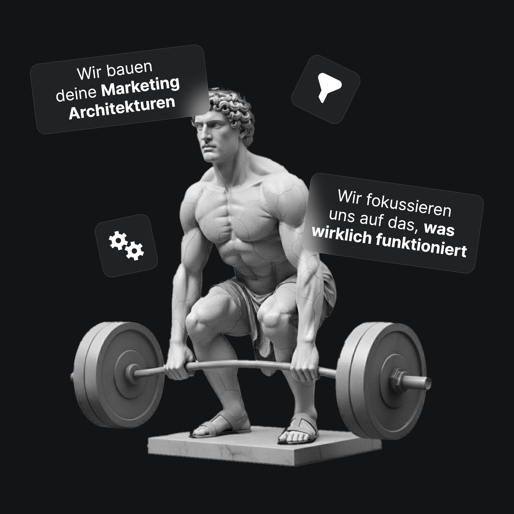 Skulptur eines muskulösen Mannes in antiken Sandalen, der eine Langhantel hebt, umgeben von Texten über Marketingarchitekturen und Fokus auf funktionierende Lösungen.