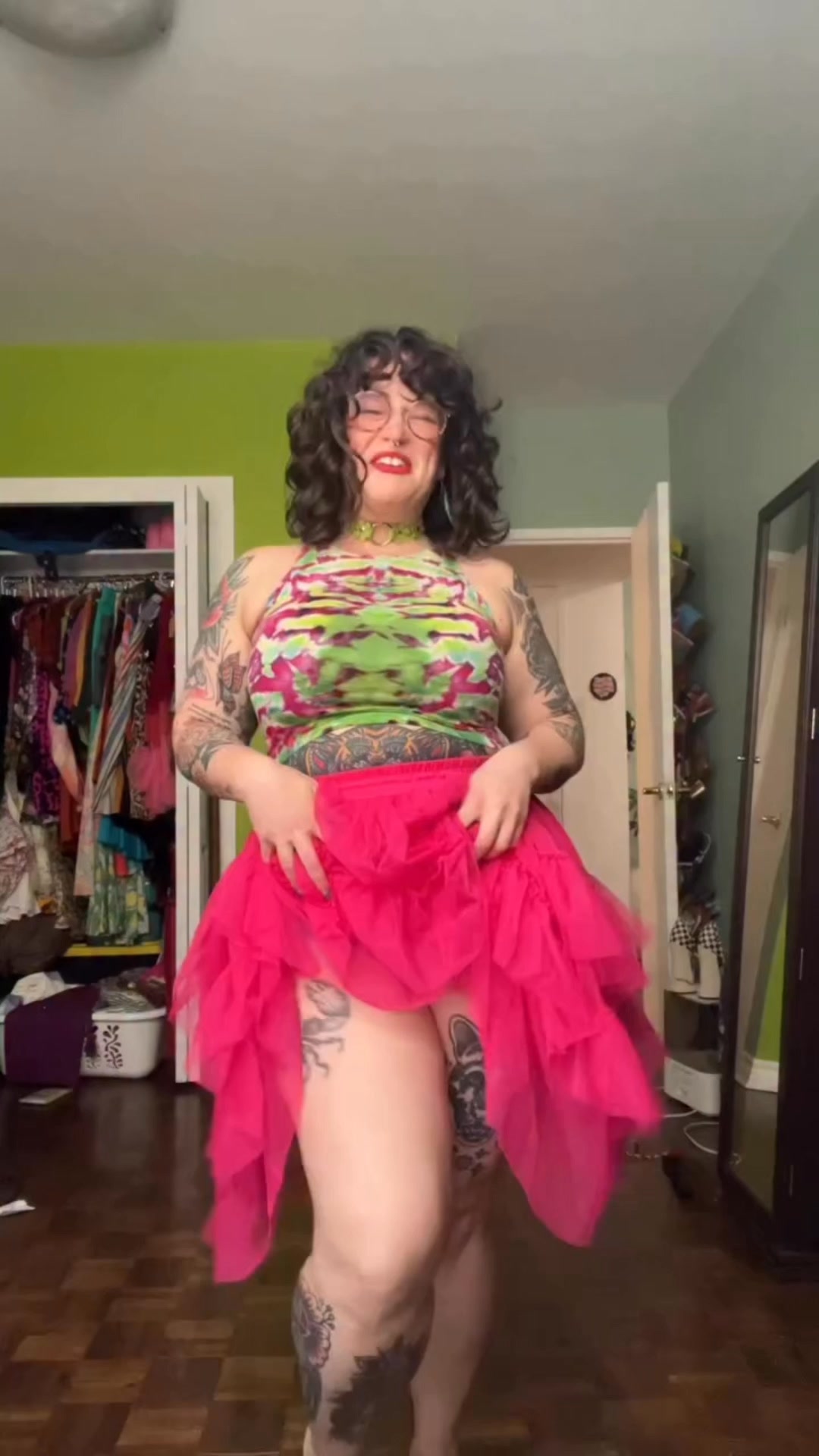 Snag Tights Facebook ad example, live 14+ days