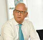 Simin Jones