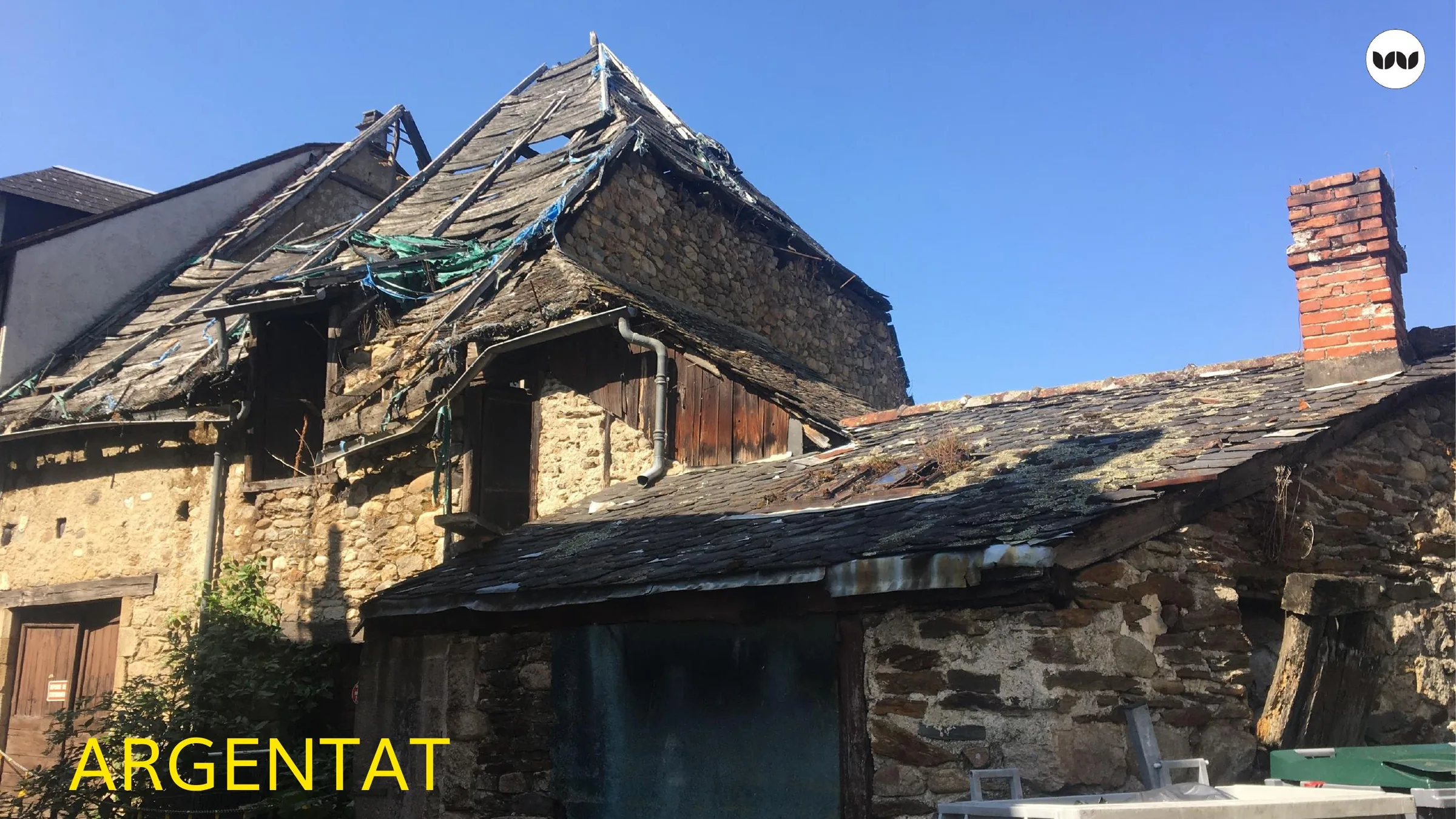 Bâti dégradé en cœur de ville d'Argentat-sur-Dordogne.