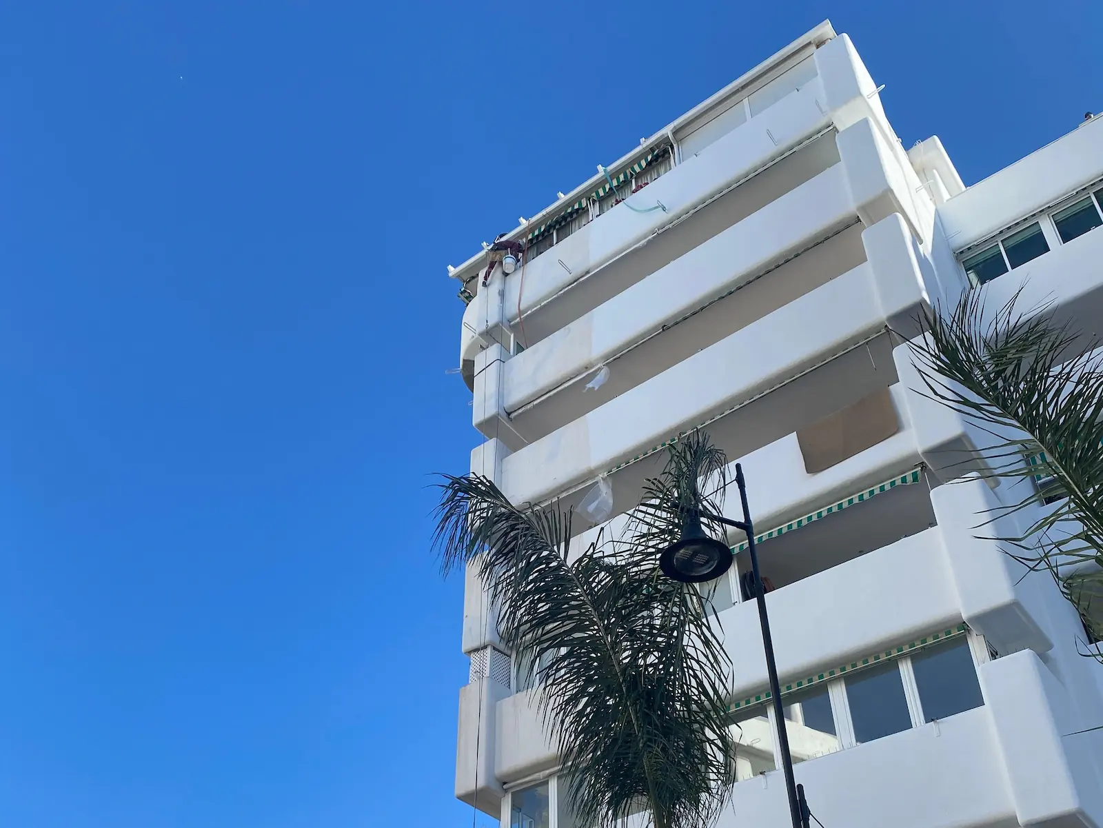 Edificio con revestimiento