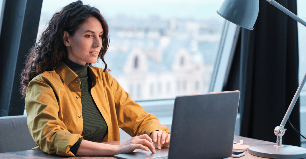 Diagram of a qualitative risk management process using a whistleblowing system.