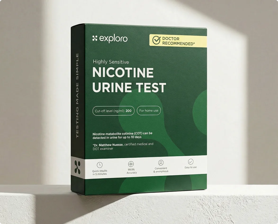 Grüne Verpackung eines hochsensitiven Nikotin-Urintests mit schneller Ergebnisanzeige und 99,9% Genauigkeit.