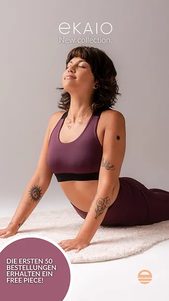 Frau macht Yoga und trägt lila Sport-BH und Leggings, mit Text: eKAIO Neue Kollektion und Angebot für die ersten 50 Bestellungen.