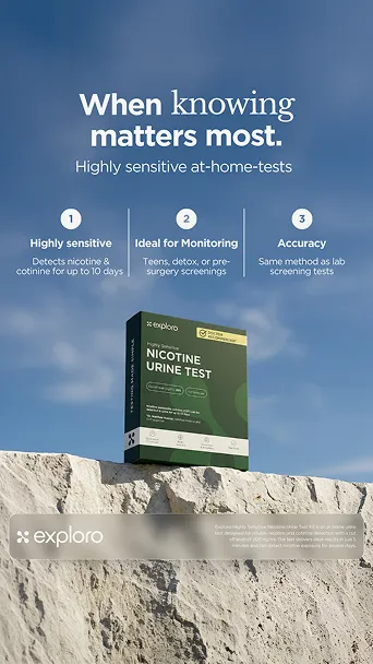 Packung des Explor Nicotin Urintests auf einer Steinfläche vor blauem Himmel mit Text zu hochsensitiven Tests für Nikotinüberwachung und Genauigkeit wie Labortests.