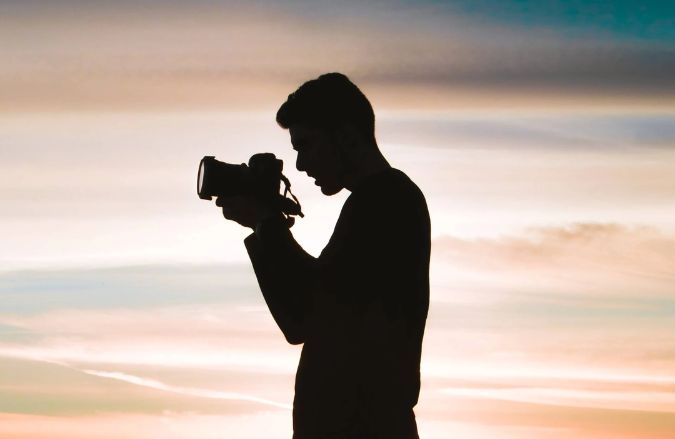 Professional Photographers To Captures Meaningful Moments