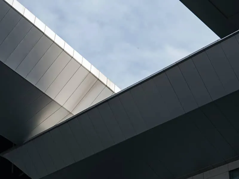 Modern roof structure